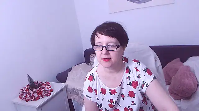 Snapshot of ChristaRose chatting on 12/22/24, 03:33 ChristaRose online show from 12/22/24, 03:33