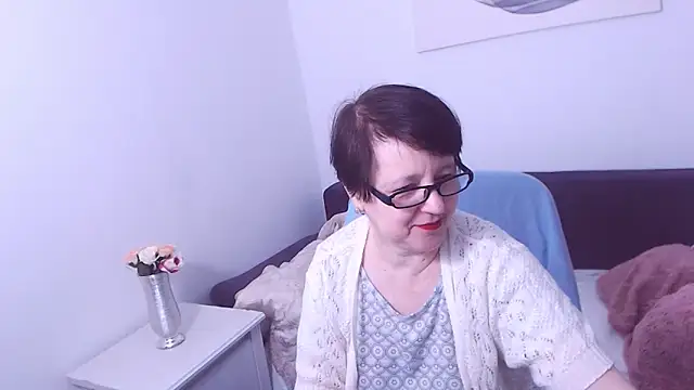 Snapshot of ChristaRose chatting on 02/14/25, 12:41 ChristaRose online show from 02/14/25, 12:41
