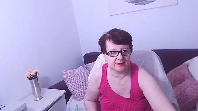 Snapshot of ChristaRose chatting on 09/19/25, 05:57 ChristaRose online show from 09/19/25, 05:57