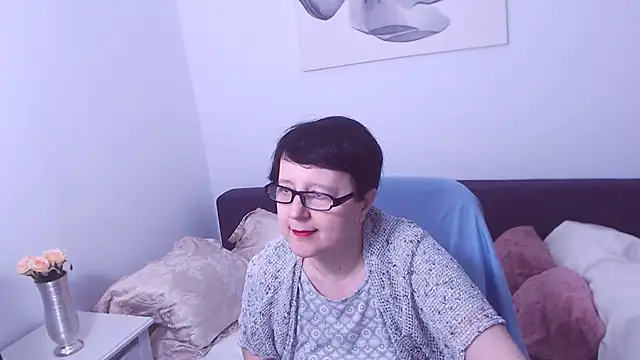 Snapshot of ChristaRose chatting on 10/08/25, 11:46 ChristaRose online show from 10/08/25, 11:46