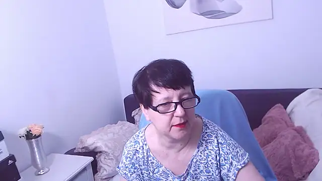 Snapshot of ChristaRose chatting on 10/11/25, 11:58 ChristaRose online show from 10/11/25, 11:58