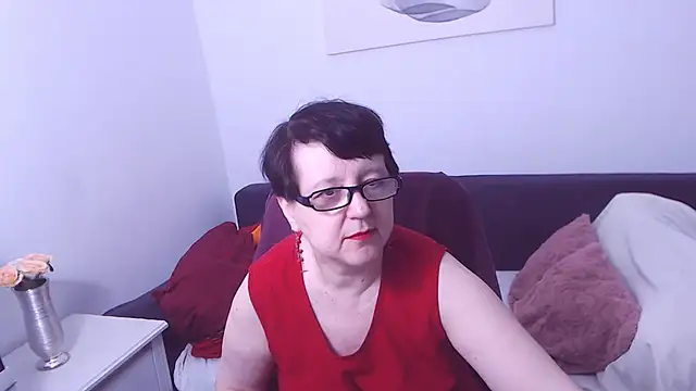 Snapshot of ChristaRose chatting on 10/15/25, 05:24 ChristaRose online show from 10/15/25, 05:24