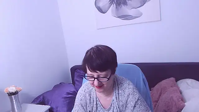 Snapshot of ChristaRose chatting on 11/19/25, 10:21 ChristaRose online show from 11/19/25, 10:21
