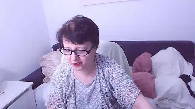 Snapshot of ChristaRose chatting on 11/22/25, 04:22 ChristaRose online show from 11/22/25, 04:22