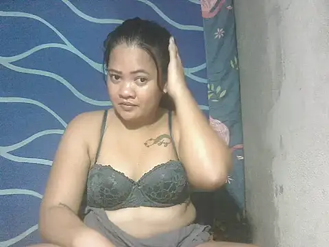 Snapshot of amariaxxx388 chatting on 06/27/26, 01:21 amariaxxx388 online show from 06/27/26, 01:21