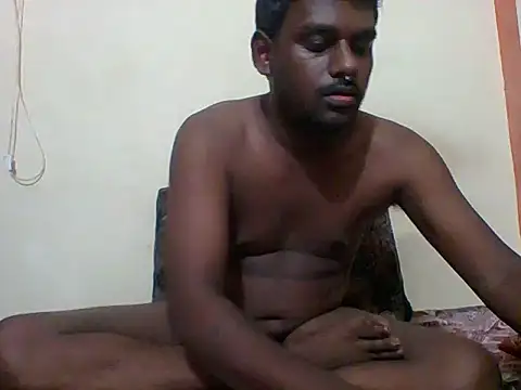 Snapshot of Slavebottombdsm09 chatting on 06/26/26, 10:36 Slavebottombdsm09 online show from 06/26/26, 10:36