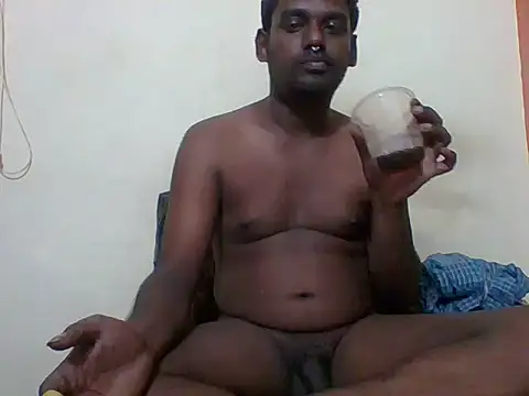 Snapshot of Slavebottombdsm09 chatting on 07/04/26, 10:54 Slavebottombdsm09 online show from 07/04/26, 10:54