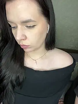 Snapshot of HellMoor chatting on 09/22/25, 06:15 HellMoor online show from 09/22/25, 06:15