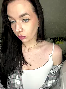 Snapshot of HellMoor chatting on 09/27/25, 01:05 HellMoor online show from 09/27/25, 01:05