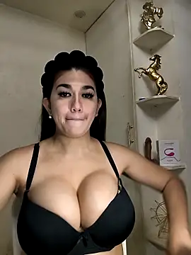 Snapshot of SexyFatHugeCock chatting on 02/18/26, 11:28 SexyFatHugeCock online show from 02/18/26, 11:28