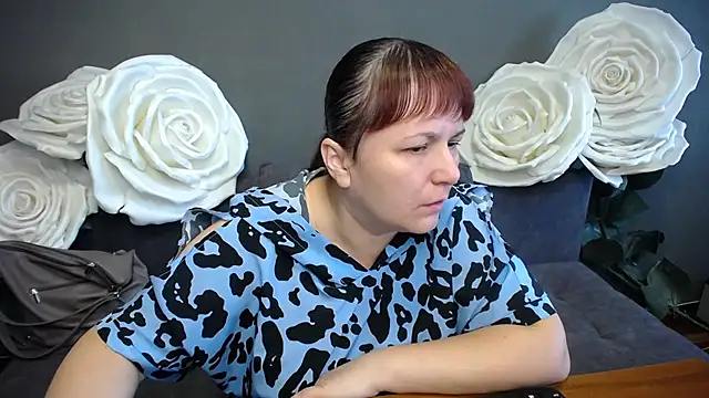 Snapshot of AliceInksSweetty chatting on 09/14/25, 06:12 AliceInksSweetty online show from 09/14/25, 06:12