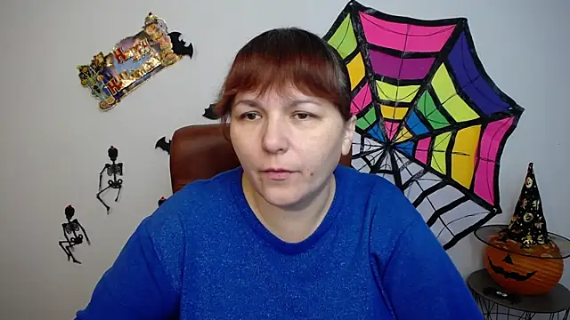 Snapshot of AliceInksSweetty chatting on 11/02/25, 07:00 AliceInksSweetty online show from 11/02/25, 07:00