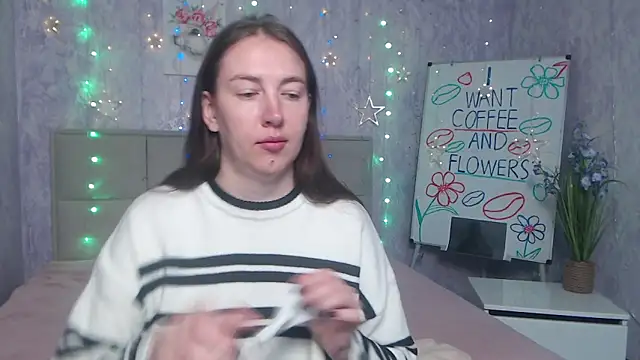 Snapshot of KaleyReed chatting on 09/20/25, 05:41 KaleyReed online show from 09/20/25, 05:41