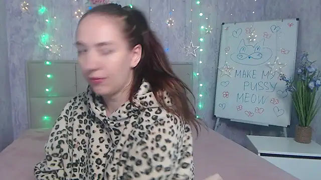 Snapshot of KaleyReed chatting on 09/22/25, 08:49 KaleyReed online show from 09/22/25, 08:49