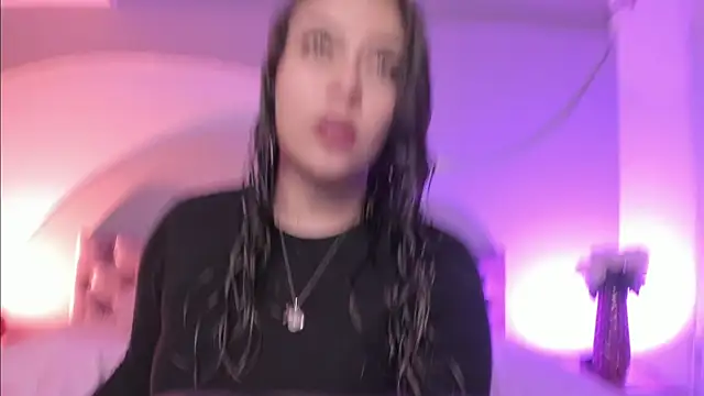 Nicolle W online show from 01/25/25, 12:58
