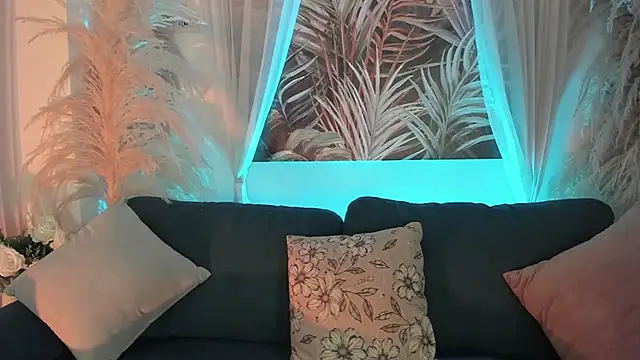 Nicolle W online show from 11/20/25, 11:54