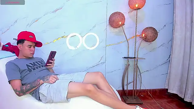 Snapshot of SecretsParty chatting on 11/03/25, 07:37 SecretsParty online show from 11/03/25, 07:37