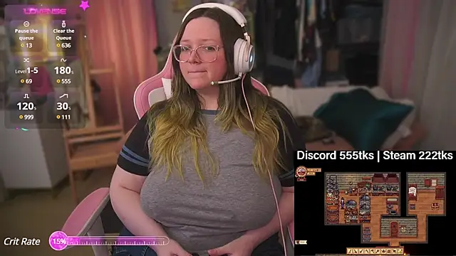 Geeky Kitten online show from 01/14/25, 04:04