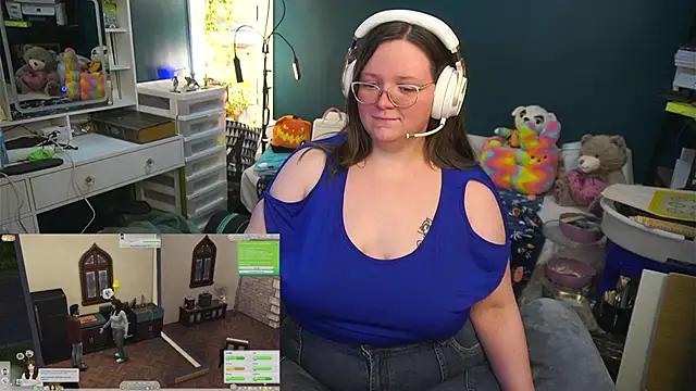 Geeky Kitten online show from 10/17/25, 10:56