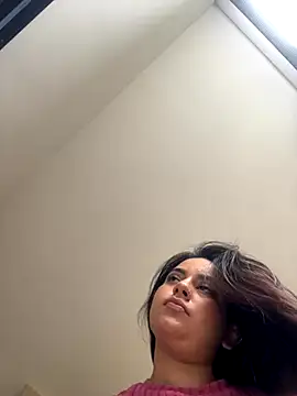 Snapshot of susy_angel chatting on 12/15/25, 07:18 susy angel online show from 12/15/25, 07:18