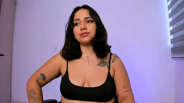 Snapshot of susy_angel chatting on 04/18/26, 10:10 susy angel online show from 04/18/26, 10:10