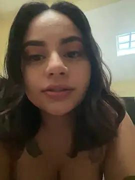Snapshot of susy_angel chatting on 06/26/26, 01:37 susy angel online show from 06/26/26, 01:37