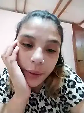 Snapshot of mariamac420 chatting on 12/24/24, 06:17 mariamac420 online show from 12/24/24, 06:17