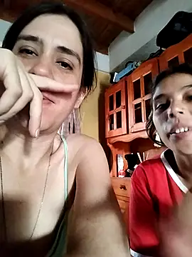 Snapshot of mariamac420 chatting on 03/05/25, 09:59 mariamac420 online show from 03/05/25, 09:59