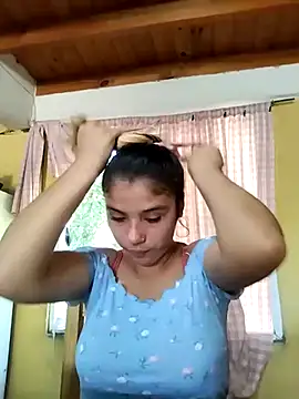 Snapshot of mariamac420 chatting on 03/07/25, 05:28 mariamac420 online show from 03/07/25, 05:28