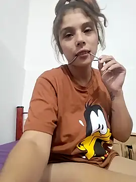 Snapshot of mariamac420 chatting on 02/20/26, 06:26 mariamac420 online show from 02/20/26, 06:26