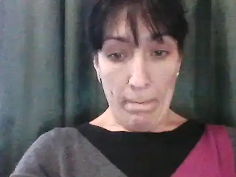 SunnyAmorre online show from 12/05/24, 09:39