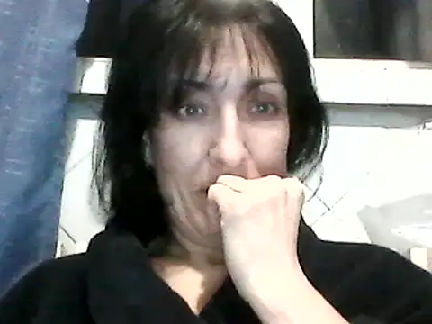 SunnyAmorre online show from 12/27/24, 10:16