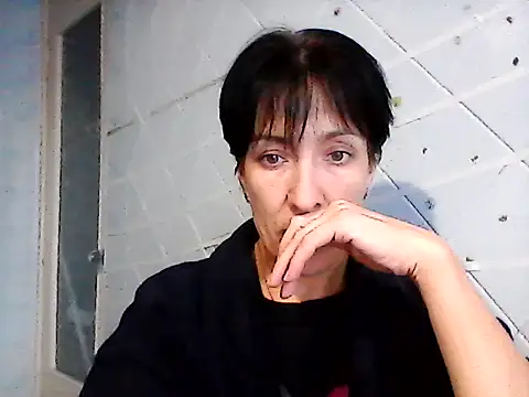 SunnyAmorre online show from 09/17/25, 12:07