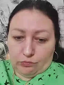 Snapshot of Rini333 chatting on 01/02/25, 03:29 Rini333 online show from 01/02/25, 03:29