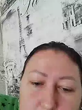 Snapshot of Rini333 chatting on 01/30/25, 11:22 Rini333 online show from 01/30/25, 11:22