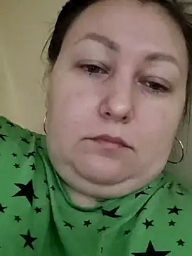 Snapshot of Rini333 chatting on 02/04/25, 02:32 Rini333 online show from 02/04/25, 02:32