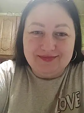 Snapshot of Rini333 chatting on 02/16/25, 05:04 Rini333 online show from 02/16/25, 05:04