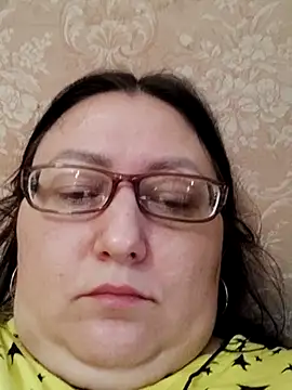 Snapshot of Rini333 chatting on 09/10/25, 01:44 Rini333 online show from 09/10/25, 01:44