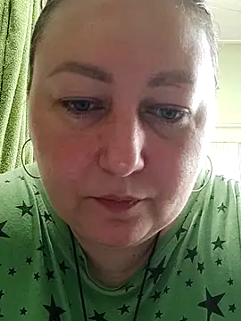 Rini333 online show from 09/28/25, 10:09