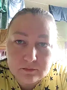 Rini333 online show from 10/19/25, 08:15