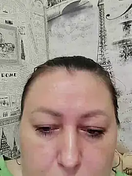 Snapshot of Rini333 chatting on 10/31/25, 07:20 Rini333 online show from 10/31/25, 07:20