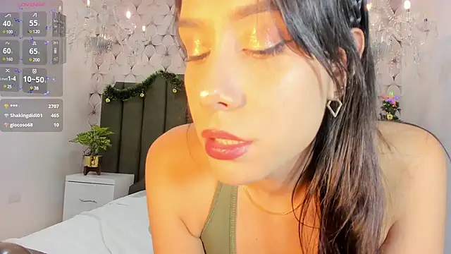 PilarJones  online show from 12/20/24, 04:04