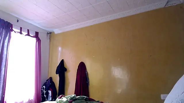 Snapshot of yulieth_bbw chatting on 09/15/25, 12:38 yulieth bbw online show from 09/15/25, 12:38