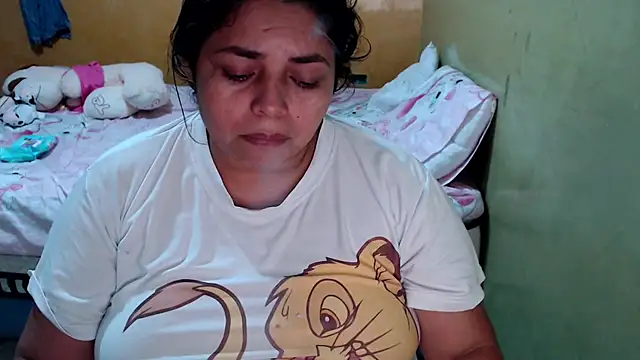 Snapshot of yulieth_bbw chatting on 10/15/25, 12:44 yulieth bbw online show from 10/15/25, 12:44