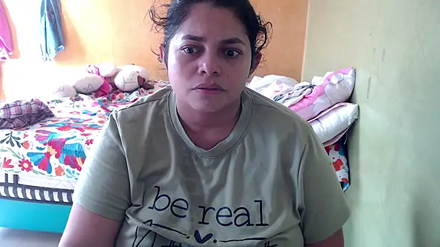 Snapshot of yulieth_bbw chatting on 11/29/25, 01:25 yulieth bbw online show from 11/29/25, 01:25