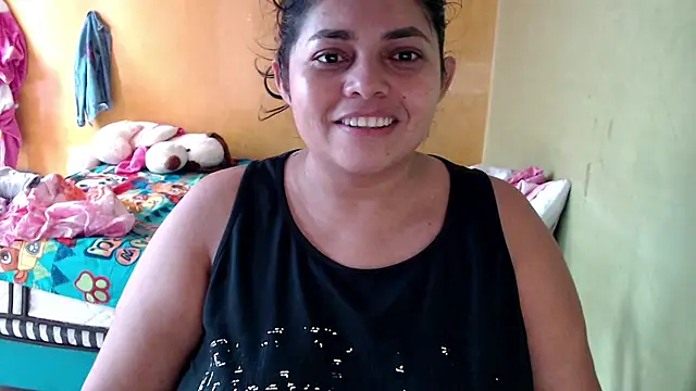 Snapshot of yulieth_bbw chatting on 12/01/25, 03:39 yulieth bbw online show from 12/01/25, 03:39