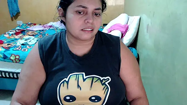 Snapshot of yulieth_bbw chatting on 12/03/25, 02:08 yulieth bbw online show from 12/03/25, 02:08