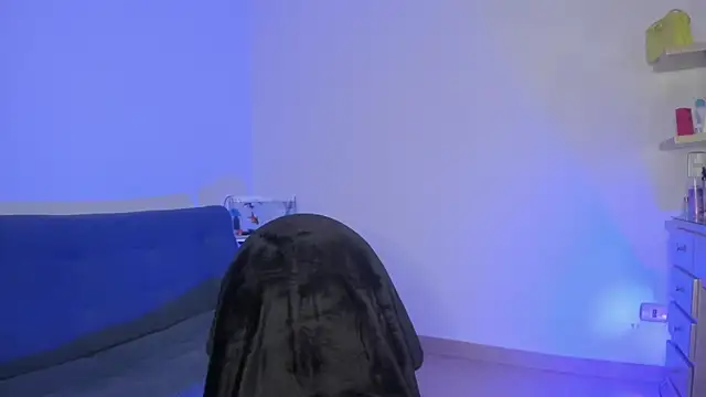 emma rules99 online show from 09/26/25, 01:42