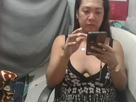 Snapshot of AsianNastyHOTCUM chatting on 11/03/25, 09:10 AsianNastyHOTCUM online show from 11/03/25, 09:10