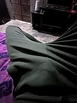 breejs online show from 12/24/24, 05:05